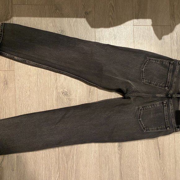 Abercrombie High Rise Mom Jeans in Washed Black - Picture 4 of 6